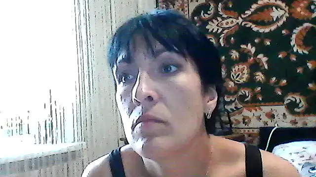 SunnyAmorre online show from June 9, 2026, 11:00 am