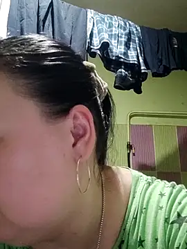 Rini333 online show from February 20, 2026, 10:43 pm