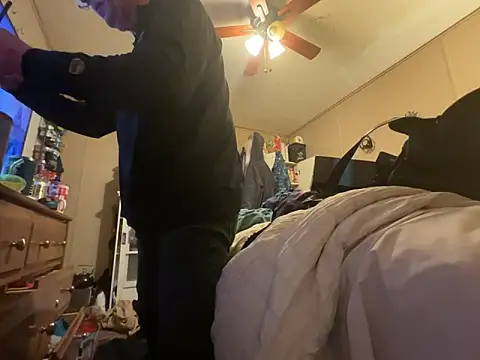 jck1m0t online show from February 11, 2026, 4:06 am