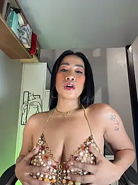 AsianMilfSheryl online show from May 11, 2026, 7:25 am