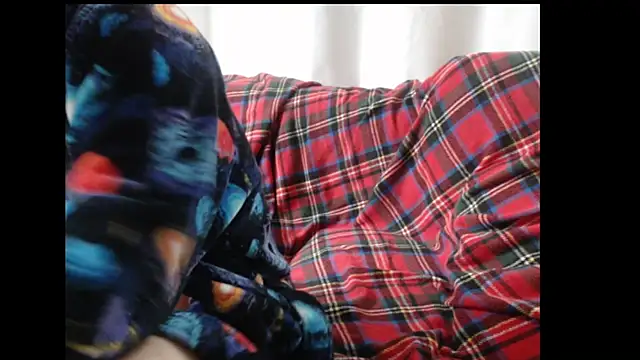 whiskyjane69 online show from November 26, 2025, 1:23 pm