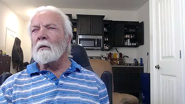 Snapshot of rockpoint69 chatting on January 10, 2025, 11:18 pm rockpoint69 online show from January 10, 2025, 11:18 pm