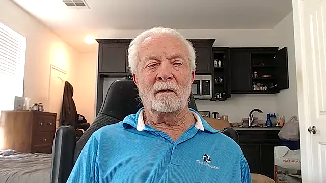 Snapshot of rockpoint69 chatting on April 29, 2026, 7:42 pm rockpoint69 online show from April 29, 2026, 7:42 pm