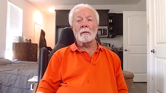 Snapshot of rockpoint69 chatting on May 25, 2026, 4:46 pm rockpoint69 online show from May 25, 2026, 4:46 pm