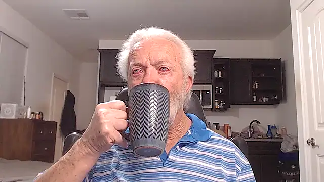 Snapshot of rockpoint69 chatting on May 30, 2026, 8:44 am rockpoint69 online show from May 30, 2026, 8:44 am