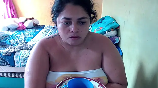 yulieth bbw online show from January 11, 2026, 2:00 pm