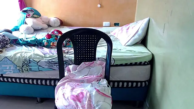 yulieth bbw online show from February 4, 2026, 7:09 pm