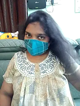 Snapshot of lovely-latha chatting on February 23, 2026, 5:10 pm lovely-latha online show from February 23, 2026, 5:10 pm
