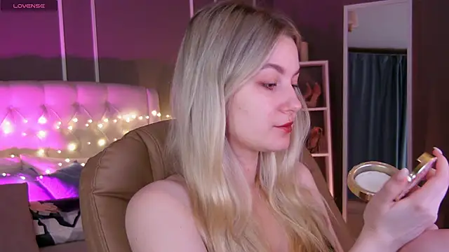 elinanortas online show from February 9, 2025, 1:11 am