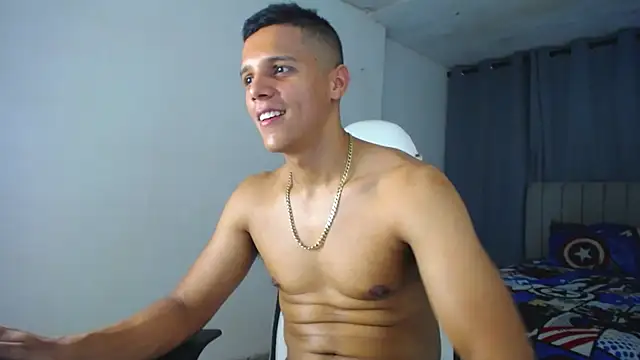 Snapshot of DavidAngell7 chatting on January 7, 2025, 5:54 am DavidAngell7 online show from January 7, 2025, 5:54 am