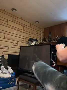 Mini And The Bear online show from March 3, 2026, 2:34 pm