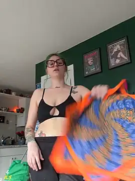 itsbabydashh online show from March 24, 2026, 9:09 pm