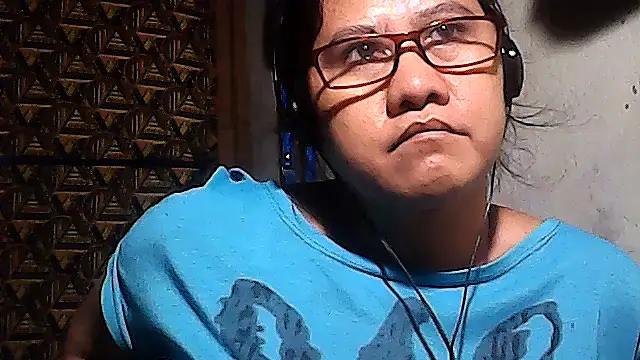 Snapshot of sweetsosie18 chatting on March 10, 2026, 12:26 am sweetsosie18 online show from March 10, 2026, 12:26 am