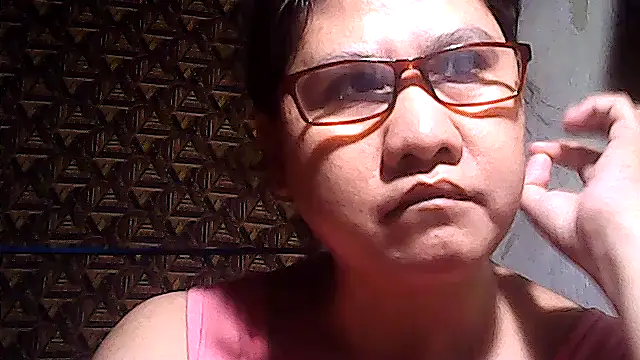 Snapshot of sweetsosie18 chatting on March 21, 2026, 5:56 am sweetsosie18 online show from March 21, 2026, 5:56 am