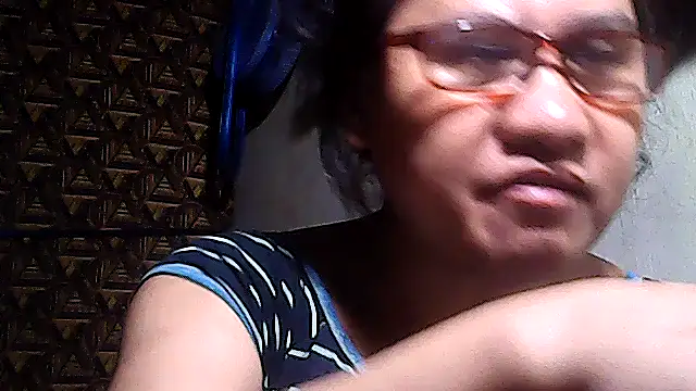 Snapshot of sweetsosie18 chatting on March 24, 2026, 1:43 am sweetsosie18 online show from March 24, 2026, 1:43 am