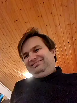 Snapshot of makau1 chatting on January 20, 2025, 12:25 am makau1 online show from January 20, 2025, 12:25 am