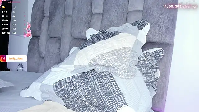 emily fox1 online show from April 7, 2026, 10:59 am