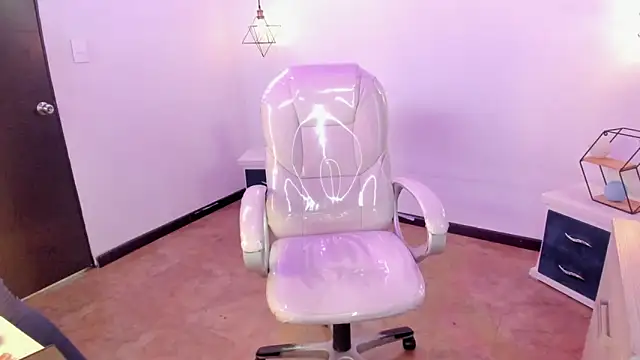 Antonnella 3 online show from February 11, 2025, 3:51 pm