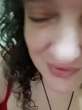 Snapshot of Bella_melada chatting on October 22, 2025, 3:56 pm Bella melada online show from October 22, 2025, 3:56 pm