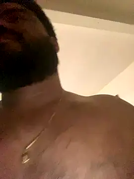 MichaelBear  online show from December 19, 2025, 9:22 pm