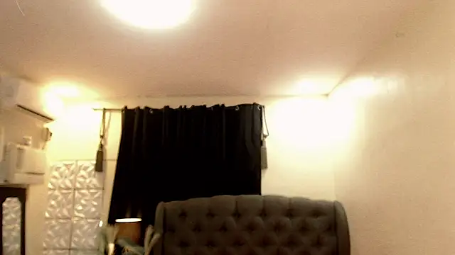 MISTRESS OF EVILCUMxx online show from September 18, 2025, 5:37 pm