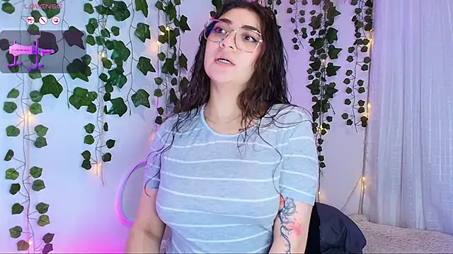 Samii Evans online show from October 10, 2025, 6:23 am