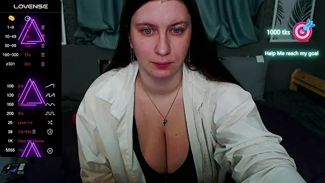 Snapshot of LiyaSilve chatting on February 27, 2025, 10:15 am LiyaSilve online show from February 27, 2025, 10:15 am