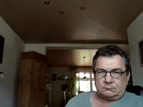 Snapshot of Nobbie444 chatting on July 16, 2026, 12:11 pm Nobbie444 online show from July 16, 2026, 12:11 pm