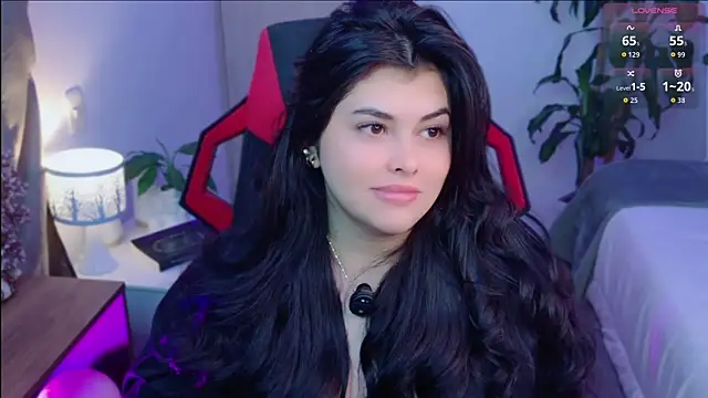 Alyaa s online show from April 15, 2026, 1:01 am