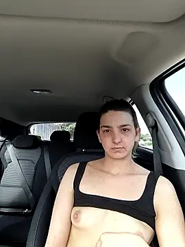 DoriDeluxe66 online show from April 14, 2026, 9:15 am