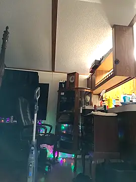 chosen923 online show from December 16, 2025, 6:51 am