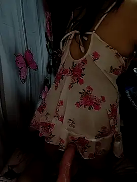 Snapshot of HotsexyNaughtysweetbaby chatting on October 14, 2025, 9:59 pm HotsexyNaughtysweetbaby online show from October 14, 2025, 9:59 pm