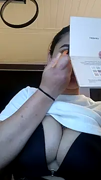 Emiily W online show from March 20, 2025, 3:04 pm