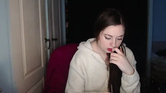 ryhhnnagold99 online show from April 2, 2026, 4:37 pm