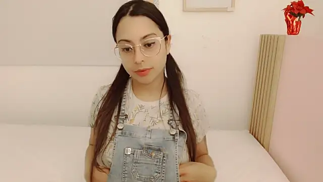 Snapshot of Elen__Sweet chatting on October 19, 2025, 11:49 pm Elen  Sweet online show from October 19, 2025, 11:49 pm
