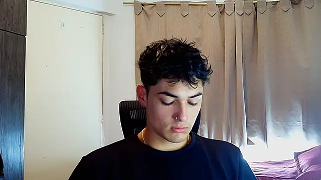 jimmy class online show from October 31, 2025, 7:04 pm