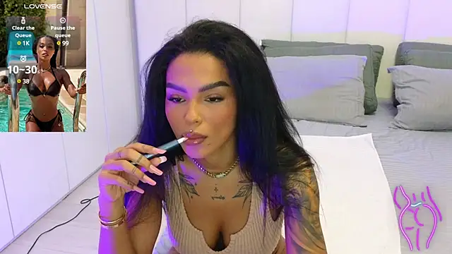 KimiBrown online show from February 11, 2025, 10:37 am