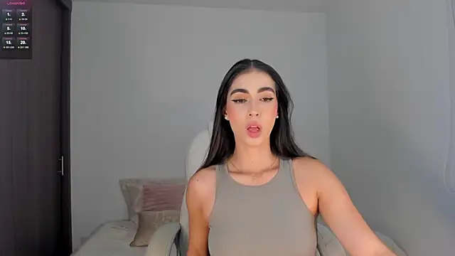 RebeccaBaxter online show from February 8, 2025, 3:30 am