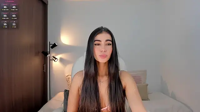 RebeccaBaxter online show from January 12, 2026, 1:33 am