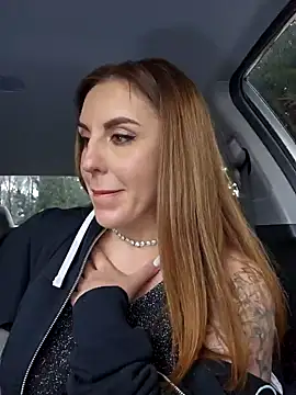 Snapshot of Kalli_Fornia chatting on January 19, 2025, 9:11 am Kalli Fornia online show from January 19, 2025, 9:11 am