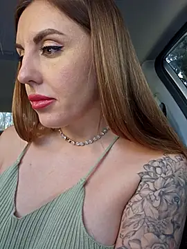 Snapshot of Kalli_Fornia chatting on February 27, 2025, 12:23 pm Kalli Fornia online show from February 27, 2025, 12:23 pm