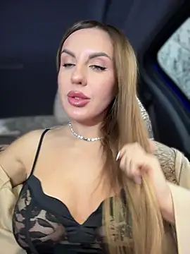 Snapshot of Kalli_Fornia chatting on November 9, 2025, 9:07 am Kalli Fornia online show from November 9, 2025, 9:07 am