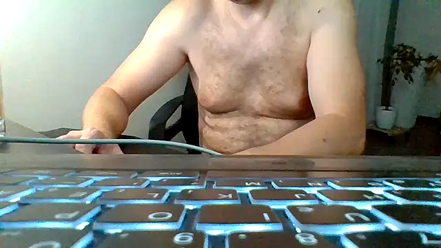 Snapshot of Horney_boy86 chatting on September 23, 2025, 10:24 pm Horney boy86 online show from September 23, 2025, 10:24 pm