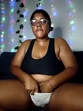 Lilyth  Brown online show from February 19, 2025, 3:17 am