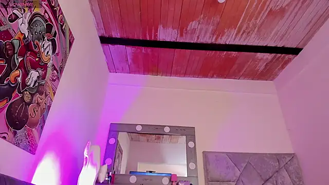 Snapshot of Sweet_Cinthia chatting on December 19, 2025, 6:04 pm Sweet Cinthia online show from December 19, 2025, 6:04 pm