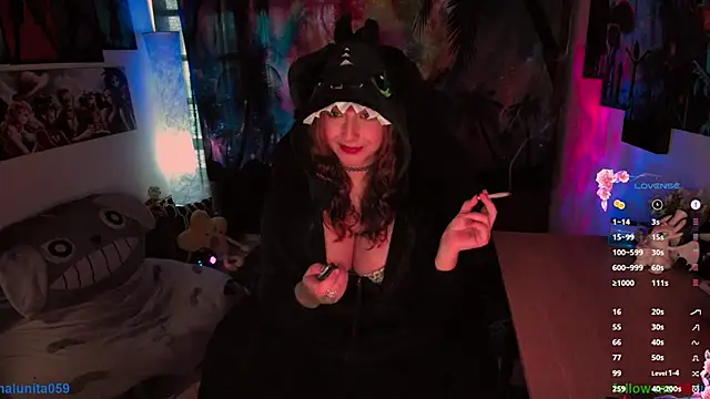 emma luna59 online show from October 29, 2025, 8:32 pm