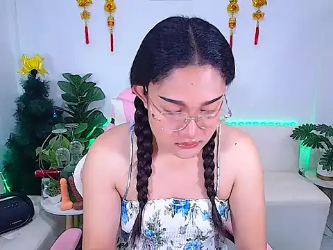 Snapshot of plysaithailand chatting on February 4, 2026, 9:31 pm plysaithailand online show from February 4, 2026, 9:31 pm