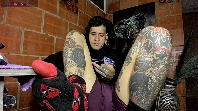 Snapshot of josh__ackerman chatting on February 16, 2025, 3:26 am josh ackerman online show from February 16, 2025, 3:26 am