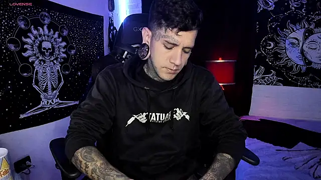 Snapshot of josh__ackerman chatting on March 2, 2025, 2:30 am josh ackerman online show from March 2, 2025, 2:30 am