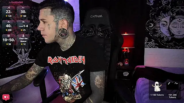 Snapshot of josh__ackerman chatting on March 18, 2025, 1:10 am josh ackerman online show from March 18, 2025, 1:10 am